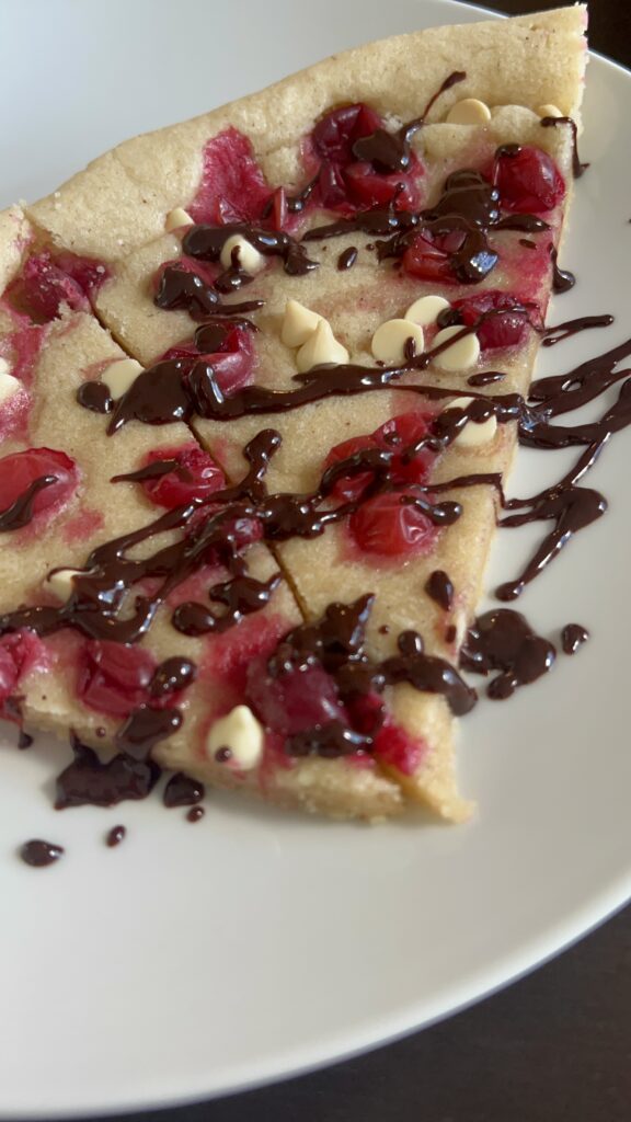 Easy Yummy Cranberry Fruit Pizza