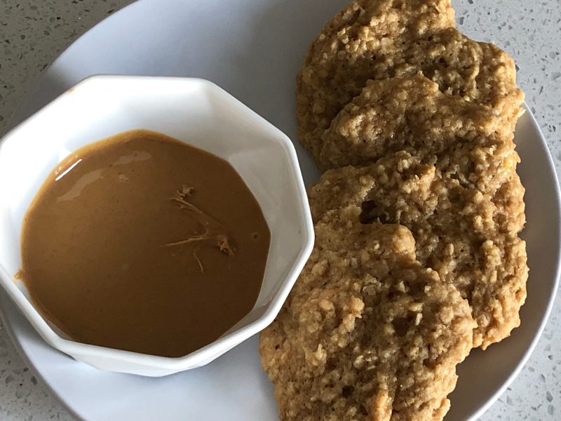 Peanut Butter banana oatmeal cookies with peanut butter sauce
