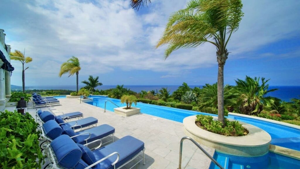 staffed jamaica luxury villa rentals