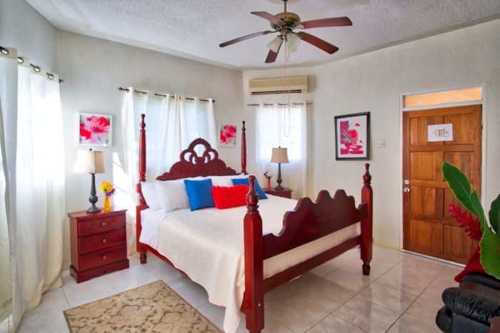 Jamaica villas with kingsize beds